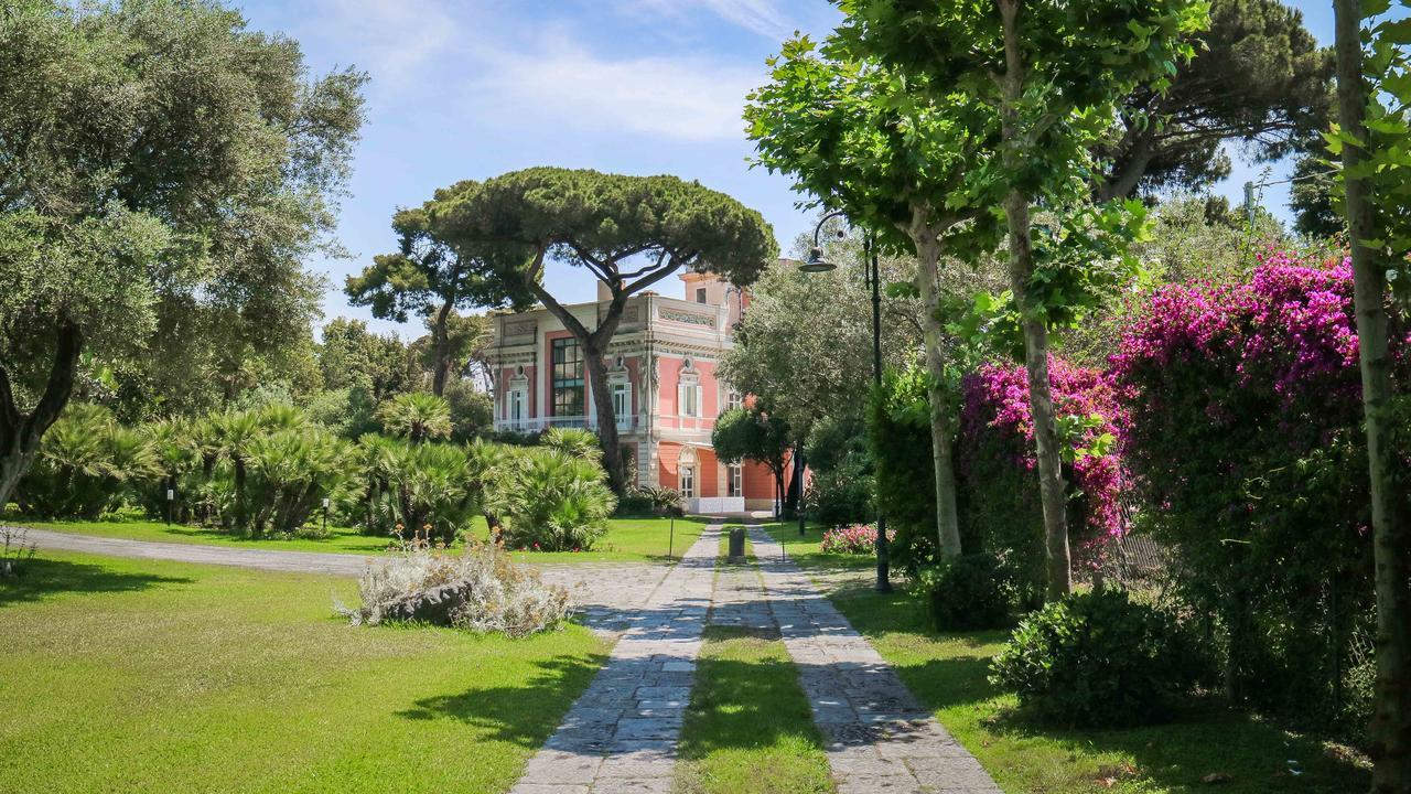 Palazzo Dei Concerti Bed & Breakfast Torre Annunziata Exterior photo
